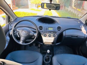 Toyota Yaris 1.0 VVT-i 48kw, 10/2004, 97 000KM - 9