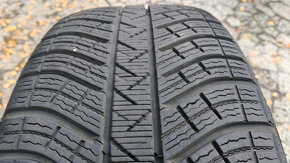 Zimné pneu 255/55 R19 + 275/50 R19 --- MICHELIN - 9