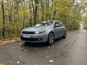 VW Golf 6 1.4TSI - R18 letné + R17 zimné + doplnky - 9