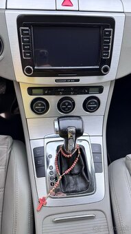 Volkswagen passat 2.0 TDi - 9