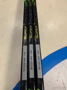 UPLNE NOVA PROFI HOKEJKA CCM SUPER TACKS AS4 PRO - 9