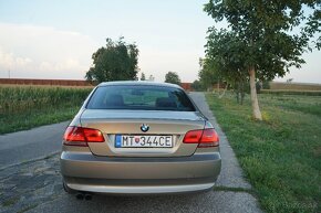 BMW rad 3 e92 330i - 9