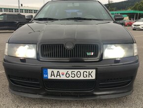 Škoda Octavia RS 1.8 T Kombi 132kW RALLY SPORT BLACK - 9