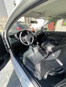 VW Polo 6R 1.6 TDi 66kW - 9