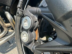 YAMAHA MT-09 6/2014 KOUPENA NOVÁ V ČR PO SERVISE - 9