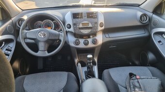 Toyota Rav4 2.2 d4d - 9