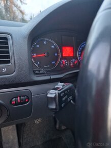 Vw Jetta 1.9tdi BLS - 9