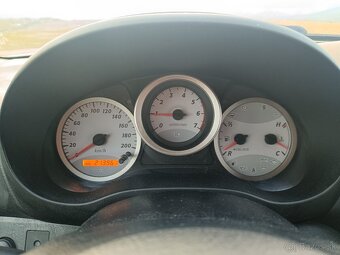 Toyota RAV4 4x4 Diesel - 9