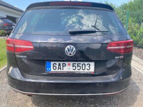 VW Passat 2.0 TDi 140 kW kup ČR 11/2017 Highline / 88tis.KM - 9