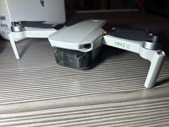 Dron DJI MINI 2 SE (ešte v záruke do 7/2025) - 9