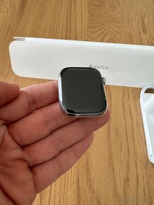 Apple Watch 7 45mm Stainless Steel (GPS + Cellular) - 9