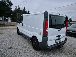 Opel vivaro - 9