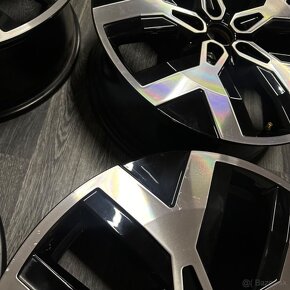 Alu VW 5x112 19” 2GK601025C - 9