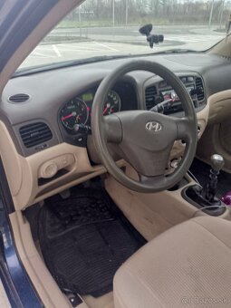 Hyundai accent 1.5 diesel - 9