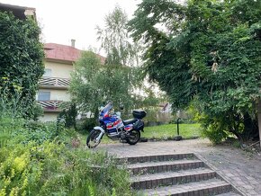 Honda Africa Twin XRV 750 RD07 - 9