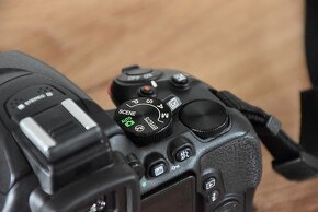 Nikon D5500 - wifi - dotyk. display - nafotene len 6 tisic - 9