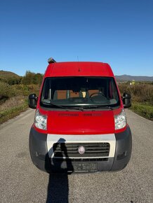 Predám karavan Fiat Ducato 2.3  88kw v TP 7miest - 9