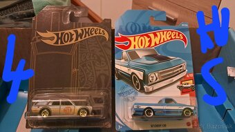 Hot wheels - 9