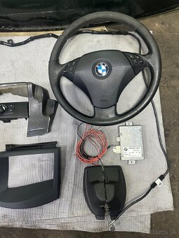 BMW E60 E61 výbava HUD, Lane assist, Logic 7, Hydrokufor - 9