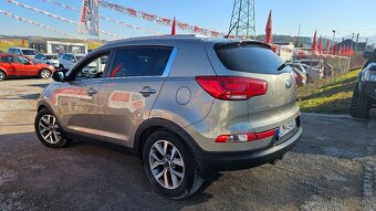 Kia Sportage 1.7 CRDi 2WD Team Slovakia Edition - 9