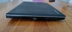 Lenovo ThinkPad Edge E531 (6885-29G) - 9