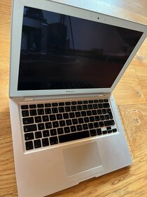 Apple MacBook Air 11 Mid 2009 2GB RAM 80GB HDD - 9