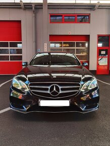 Mercedes-Benz triedy E 220D s 10 ročným servisným balíkom - 9