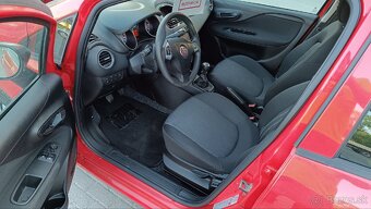 Fiat Punto Young 1.4b 2015rv - 9