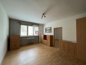 2-izbový byt po rekonštrukcii v tehlovom zateplenom bytovom  - 9