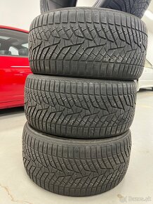 YOKOHAMA BluEarth 295/35 R21 - 9