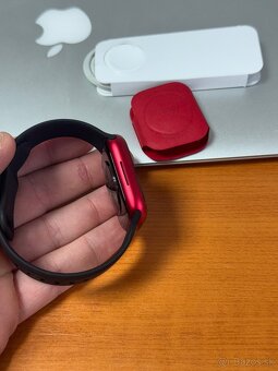 Apple Watch 9 45mm Product Red - nové, záruka - 9