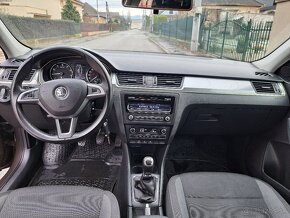 Skoda Rapid 1.2TSI elegance - 9