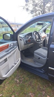 Chrysler Grand Voyager Stow & GO - 9