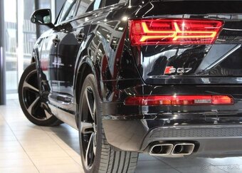 Audi SQ7 biTDI 320kW quattro NezTop / A nafta automat - 9