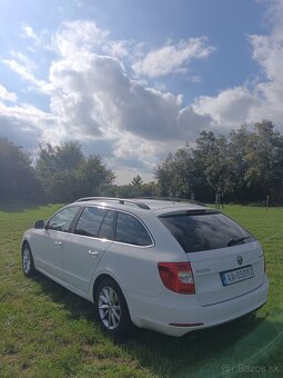 Škoda Superb 2.0tdi combi - 9