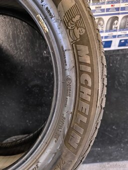 245/50 R19 Michelin zimne pneumatiky - 9