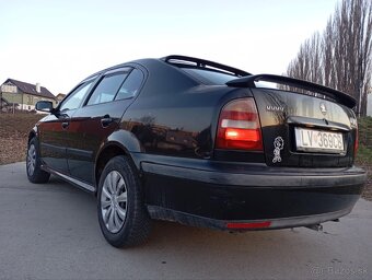 Škoda Octavia 1.8T 92kw Sedan - 9