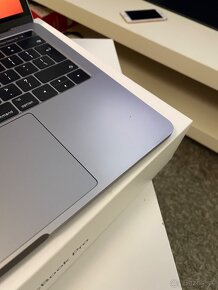 MacBook PRO 13” 2017 TouchBar 4 thunderbolt 3 porty - 9