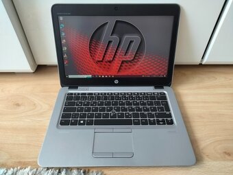 12" HP elitebook / 4-jadrový procesor / 8gb ram / 256gb ssd - 9