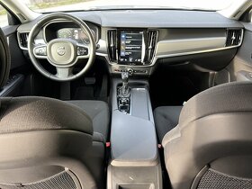 VOLVO V90 D3 AT8 2019 virtual cocpit Top Stav - 9