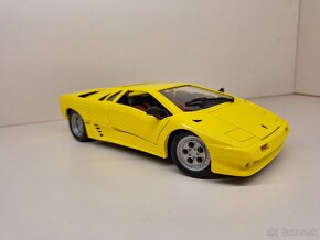 1:18 LAMBORGHINI DIABLO Ž - 9