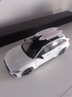 Audi RS6 Avant 1:18 - 9