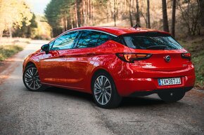 Opel Astra 1.4 Turbo 150k Dynamic - 9