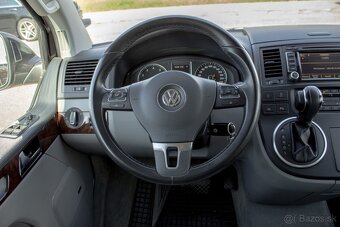 Volkswagen Multivan 2.0 TSI 204k Highline 4MOTION DSG - 9