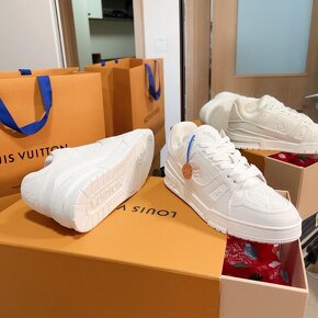 Louis Vuitton tenisky white Komplet balenie - 9