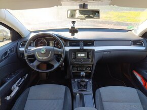 SKODA SUPERB COMBI 2.0TDi 4x4 ,, ELEGANCE " - 9