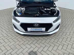 Hyundai i30 Com. 1.6CRDi 85kw ČR 1.maj. DPH - 9