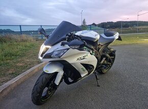 Kawasaki ninja zx-10r ABS , 147kw , 2014 rok - 8000€ - 9