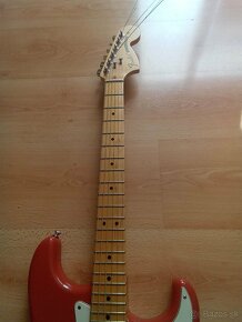 Fender American Special Stratocaster HSS MN Fiesta Red USA - 9