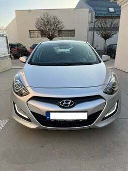 Hyundai i30 1.4i 2013 - 9